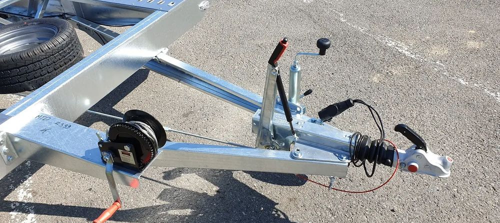 Niewiadów JUPITER 4x2,1m R13C NOWY MODEL - Remorque voiture: photos 5 Niewiadów JUPITER 4x2,1m R13C NOWY MODEL - Remorque voiture: photos 5