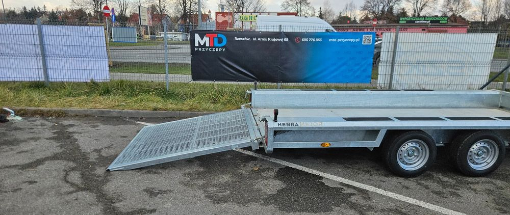 TEMARED HENRA BUILDER 4017 - Remorque porte engin: photos 4 TEMARED HENRA BUILDER 4017 - Remorque porte engin: photos 4