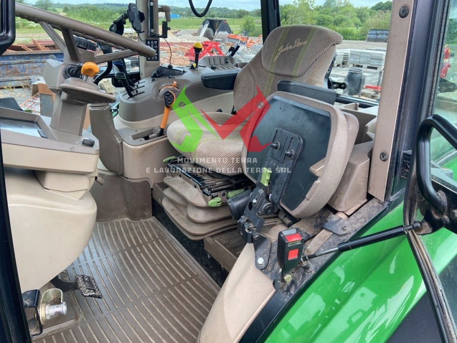 John Deere 5100R - Machine agricole: photos 4 John Deere 5100R - Machine agricole: photos 4