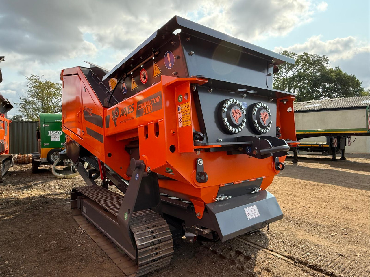 Arjes Compaktor 300 - Broyeur industriel: photos 1 Arjes Compaktor 300 - Broyeur industriel: photos 1