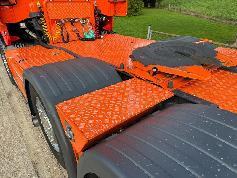 Scania R560 V8 Manual-Retarder-6x2 TOP NL TRUCK - Tracteur routier: photos 5 Scania R560 V8 Manual-Retarder-6x2 TOP NL TRUCK - Tracteur routier: photos 5