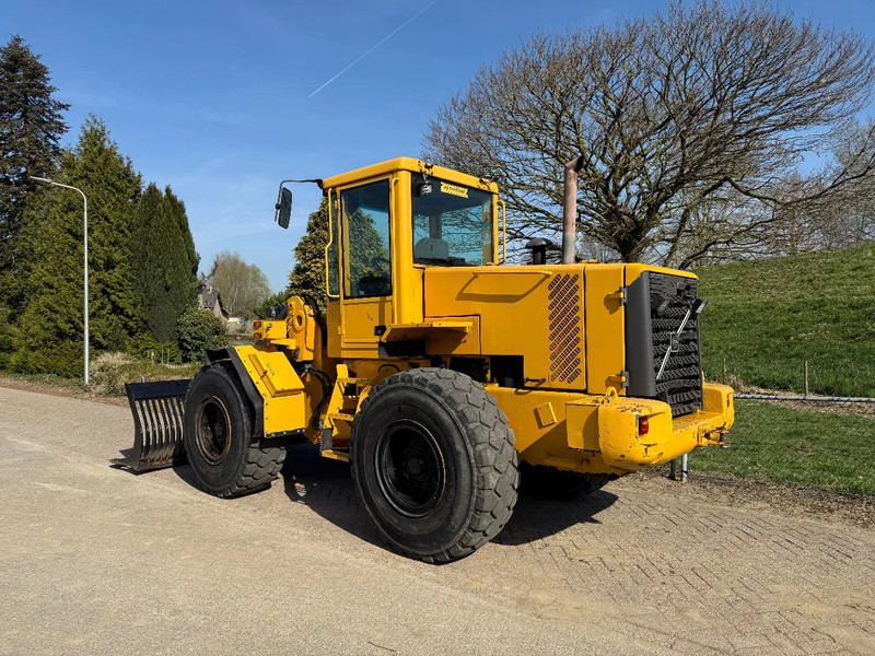 Volvo L70D - Chargeuse sur pneus: photos 3 Volvo L70D - Chargeuse sur pneus: photos 3