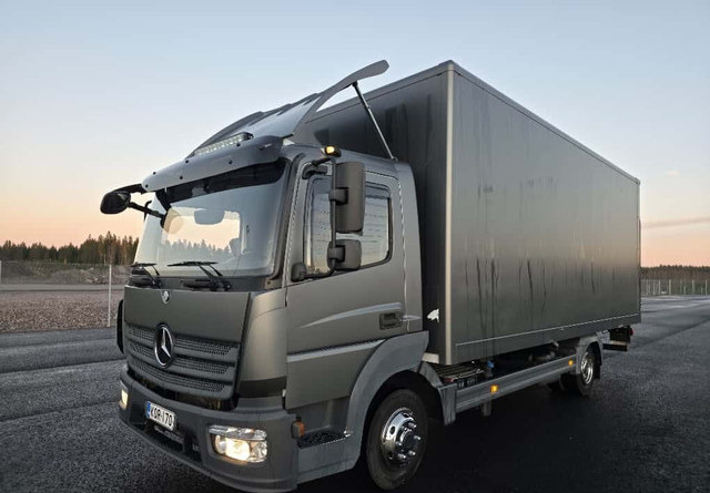 Mercedes-BenzAtego 4x2 Special - Autre matériel: photos 1 Mercedes-BenzAtego 4x2 Special - Autre matériel: photos 1