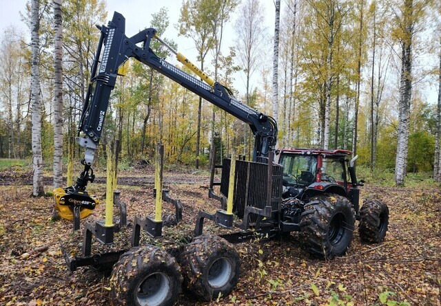 ValtraN123 + Kronos 140 4WDM + Cranab FC8 - Autre matériel: photos 4 ValtraN123 + Kronos 140 4WDM + Cranab FC8 - Autre matériel: photos 4