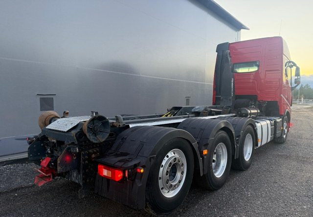 VolvoFH16 750 8X4 - Autre matériel: photos 5 VolvoFH16 750 8X4 - Autre matériel: photos 5