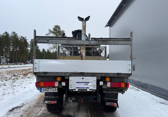 Mercedes-BenzUnimog U5000 + Nosturi Hiab 099 E-4 - Camion plateau, Camion grue: photos 4 Mercedes-BenzUnimog U5000 + Nosturi Hiab 099 E-4 - Camion plateau, Camion grue: photos 4