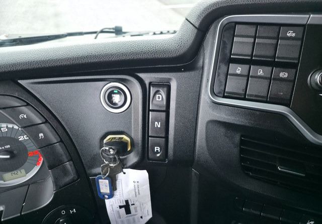 Tracteur routier IvecoS-Way 460 4x2 LNG / LBG: photos 16 Tracteur routier IvecoS-Way 460 4x2 LNG / LBG: photos 16