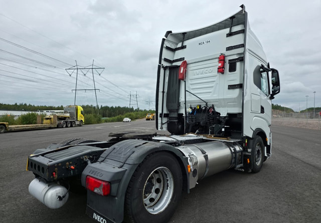IvecoS-Way 460 4x2 LNG / LBG - Tracteur routier: photos 4 IvecoS-Way 460 4x2 LNG / LBG - Tracteur routier: photos 4