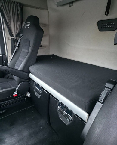 Tracteur routier IvecoS-Way 460 4x2 LNG / LBG: photos 14 Tracteur routier IvecoS-Way 460 4x2 LNG / LBG: photos 14