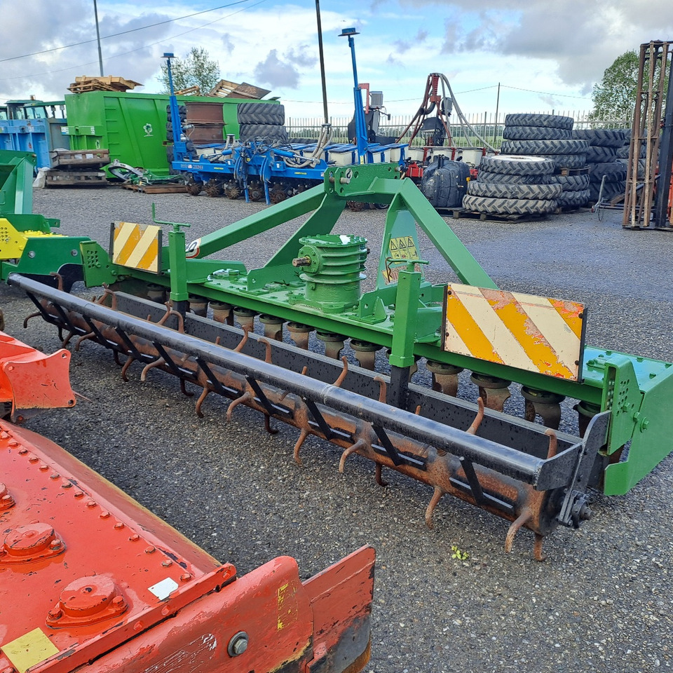 ERPICE ROTANTE MORENI SERIE MA MODELLO 3500 - Herse rotative: photos 3 ERPICE ROTANTE MORENI SERIE MA MODELLO 3500 - Herse rotative: photos 3