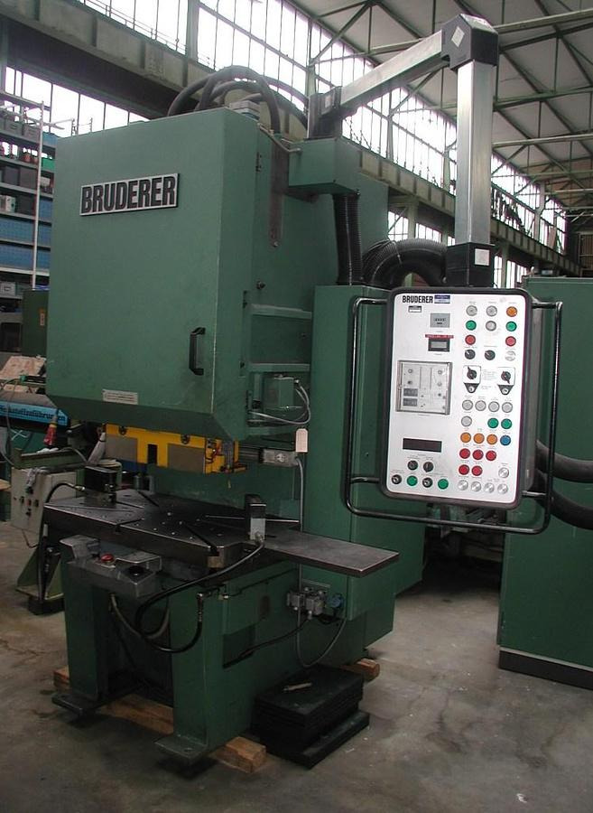 Kniehebelpresse BRUDERER - Machine à métaux: photos 3 Kniehebelpresse BRUDERER - Machine à métaux: photos 3