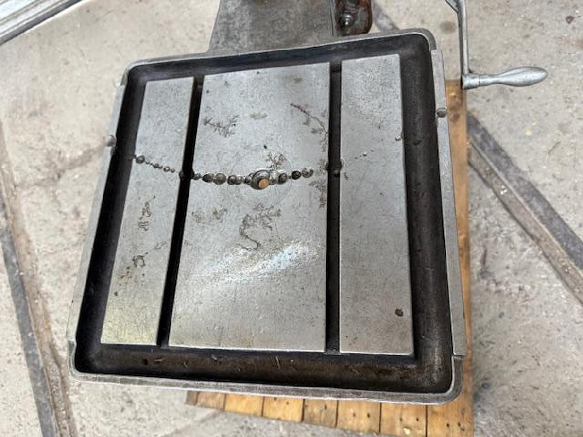 Säulenbohrmaschine GILLARDON - Perceuse à colonne: photos 2 Säulenbohrmaschine GILLARDON - Perceuse à colonne: photos 2