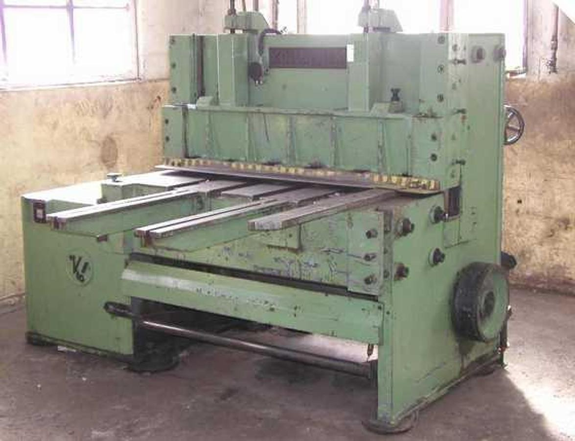 Tafelschere KÖLLSCHEN - Machine à métaux: photos 1 Tafelschere KÖLLSCHEN - Machine à métaux: photos 1