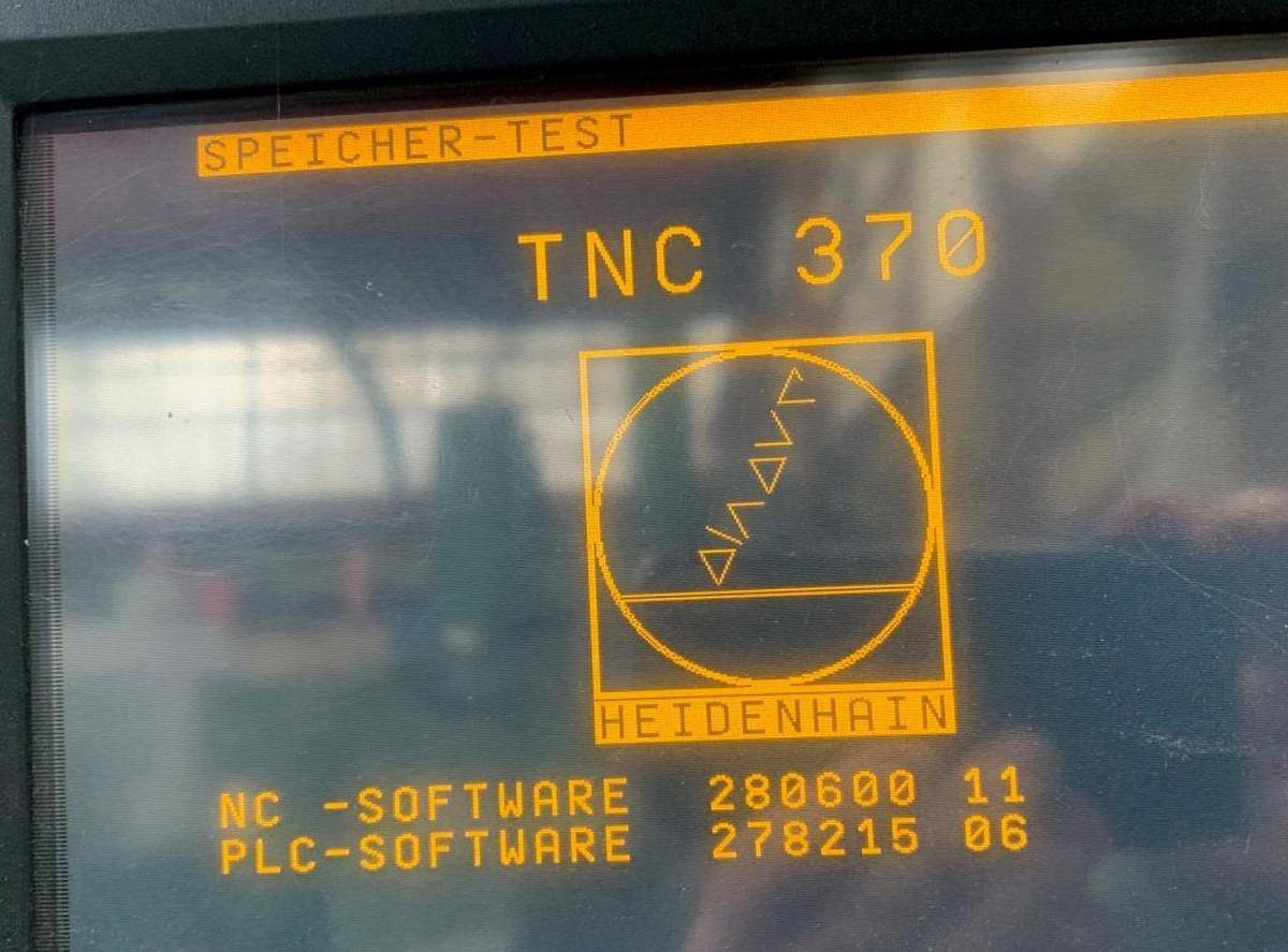 Vertikal-Bearbeitungszentrum BRIDGEPORT - Centre d'usinage: photos 5 Vertikal-Bearbeitungszentrum BRIDGEPORT - Centre d'usinage: photos 5