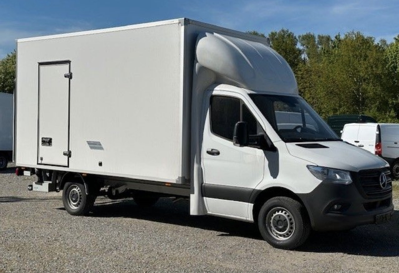 MERCEDES-BENZ Sprinter 317 CDI - Camion fourgon: photos 1 MERCEDES-BENZ Sprinter 317 CDI - Camion fourgon: photos 1