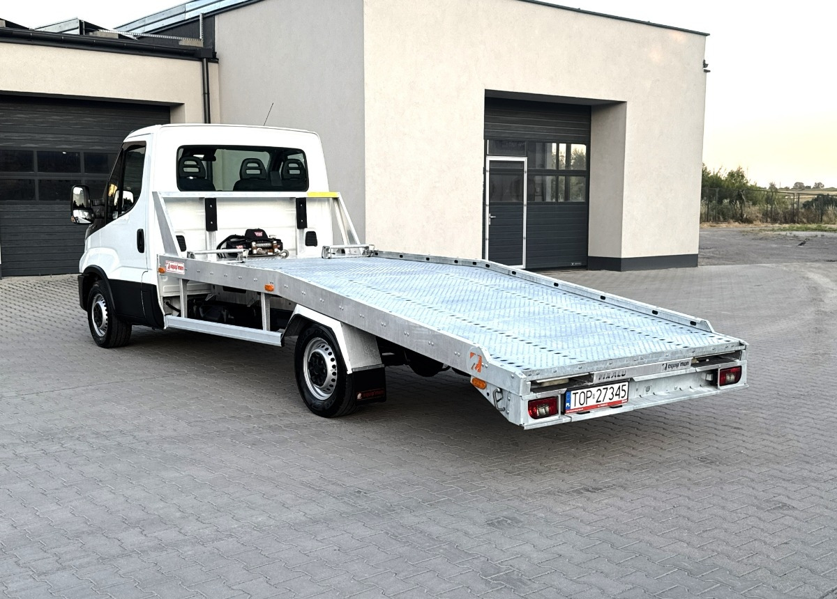 Iveco Daily 3.0 160KM Rok 2022 55 tys km przebiegu AUTOLAWETA Najazd laweta - Camion porte-voitures: photos 4 Iveco Daily 3.0 160KM Rok 2022 55 tys km przebiegu AUTOLAWETA Najazd laweta - Camion porte-voitures: photos 4