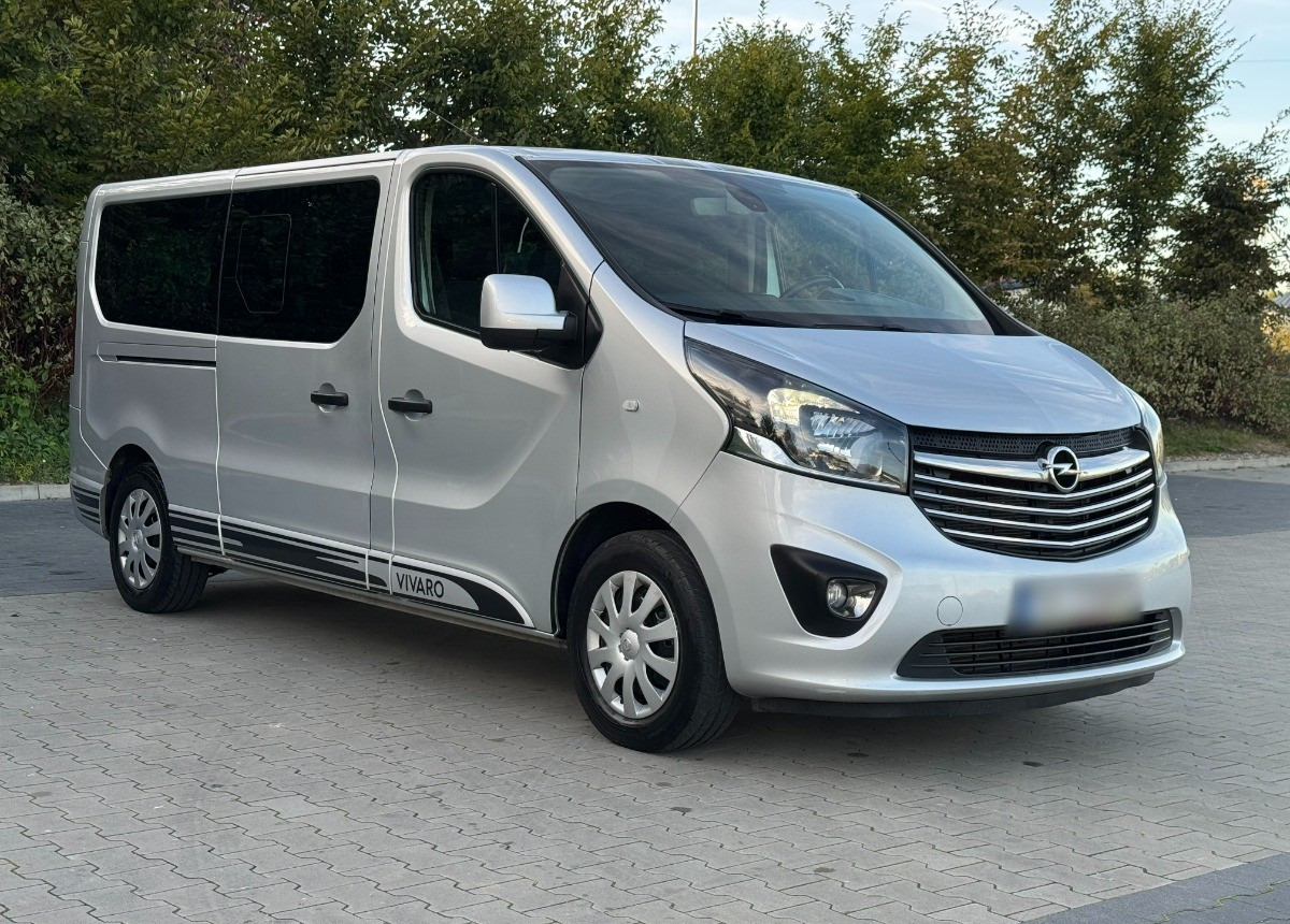 Opel Vivaro 1.6 DCI 145KM 9 osobowy Nawiewy góra dół DOINWESTOWANY Super stan - Voiture break: photos 2 Opel Vivaro 1.6 DCI 145KM 9 osobowy Nawiewy góra dół DOINWESTOWANY Super stan - Voiture break: photos 2
