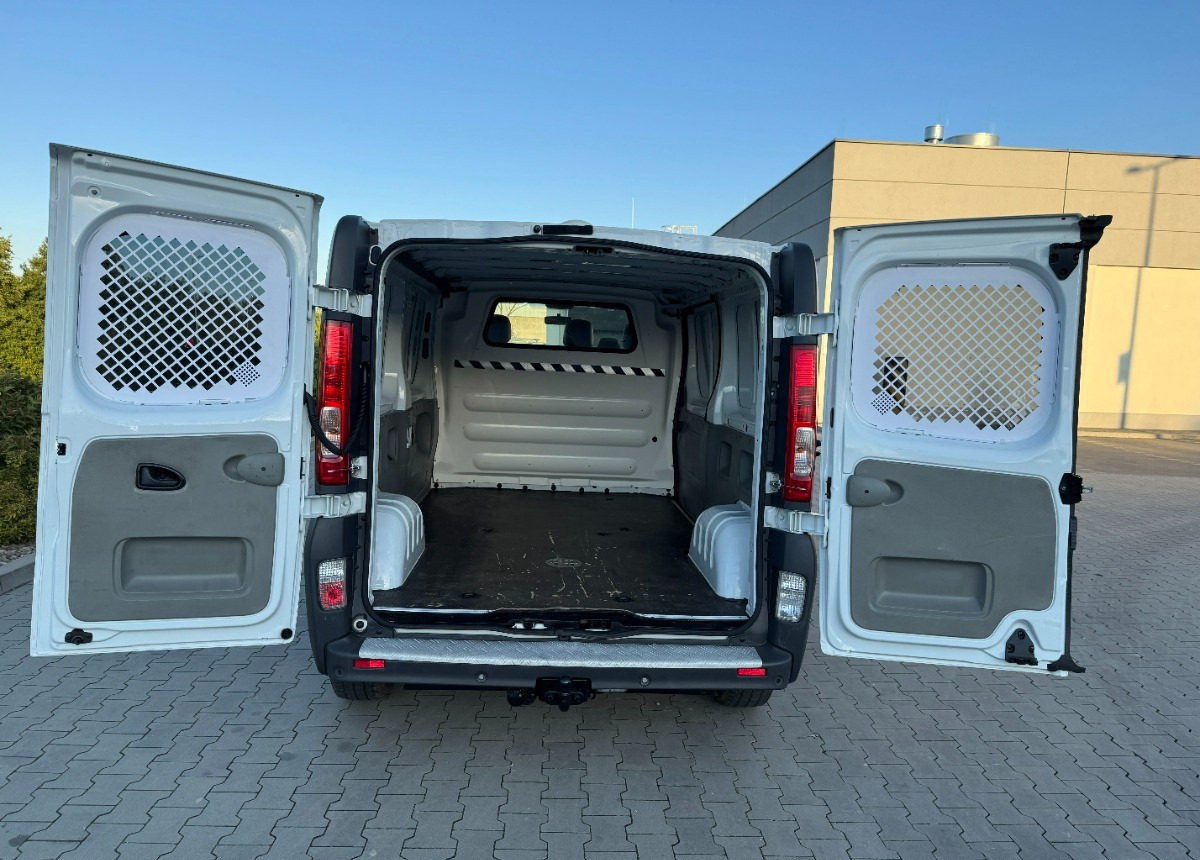 Renault Trafic 2.0 DCI 115KM LONG 2012 Rok Klimatyzacja Nawigacja BEZWYPADKOWY - Fourgon utilitaire: photos 5 Renault Trafic 2.0 DCI 115KM LONG 2012 Rok Klimatyzacja Nawigacja BEZWYPADKOWY - Fourgon utilitaire: photos 5