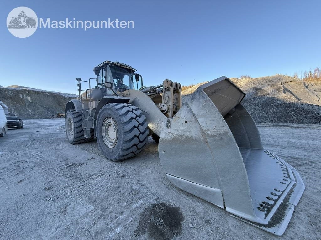 CAT 982 M - Chargeuse sur pneus: photos 3 CAT 982 M - Chargeuse sur pneus: photos 3