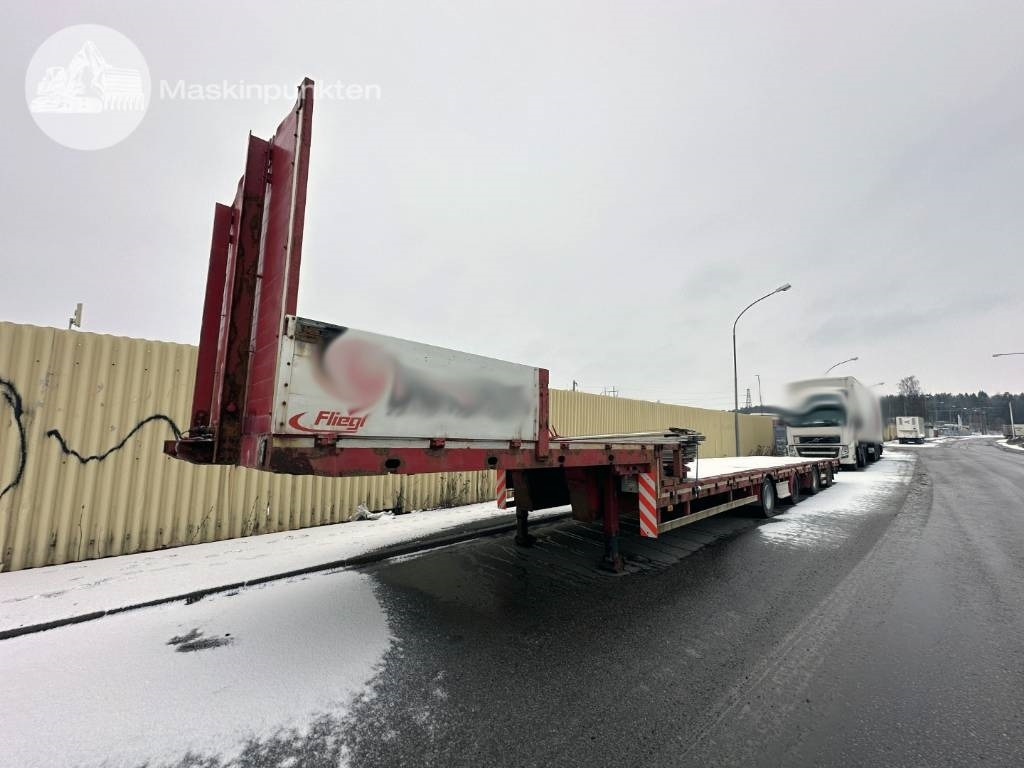 Fliegl SVS 580 T JUMBO - Semi-remorque surbaissé: photos 1 Fliegl SVS 580 T JUMBO - Semi-remorque surbaissé: photos 1