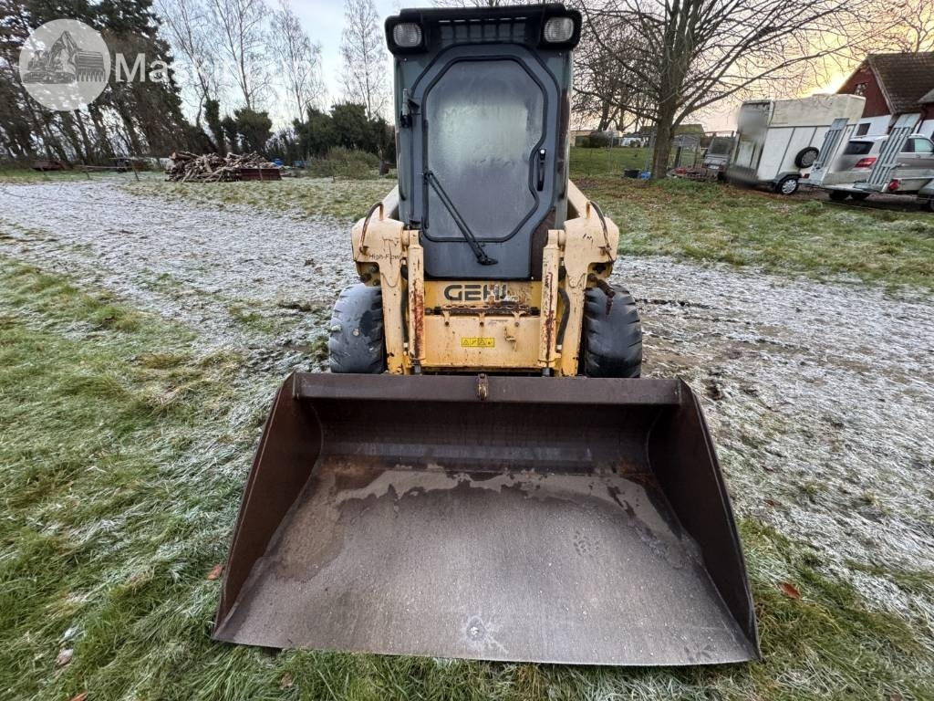 Gehl 4640 Turbo med grävaggregat - Mini chargeuse: photos 5 Gehl 4640 Turbo med grävaggregat - Mini chargeuse: photos 5