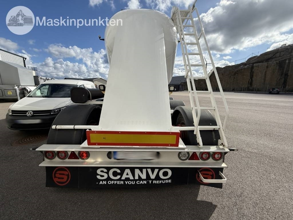 Interconsult Tanktrailer - Semi-remorque citerne: photos 3 Interconsult Tanktrailer - Semi-remorque citerne: photos 3