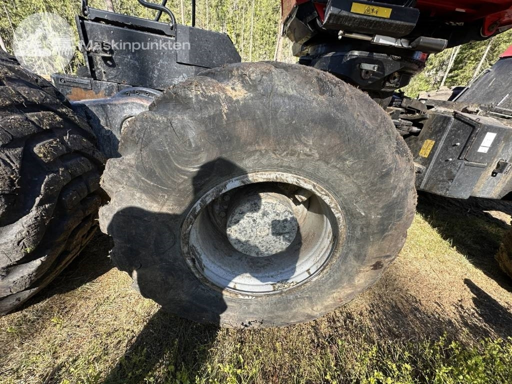 Abatteuse Komatsu 951: photos 30