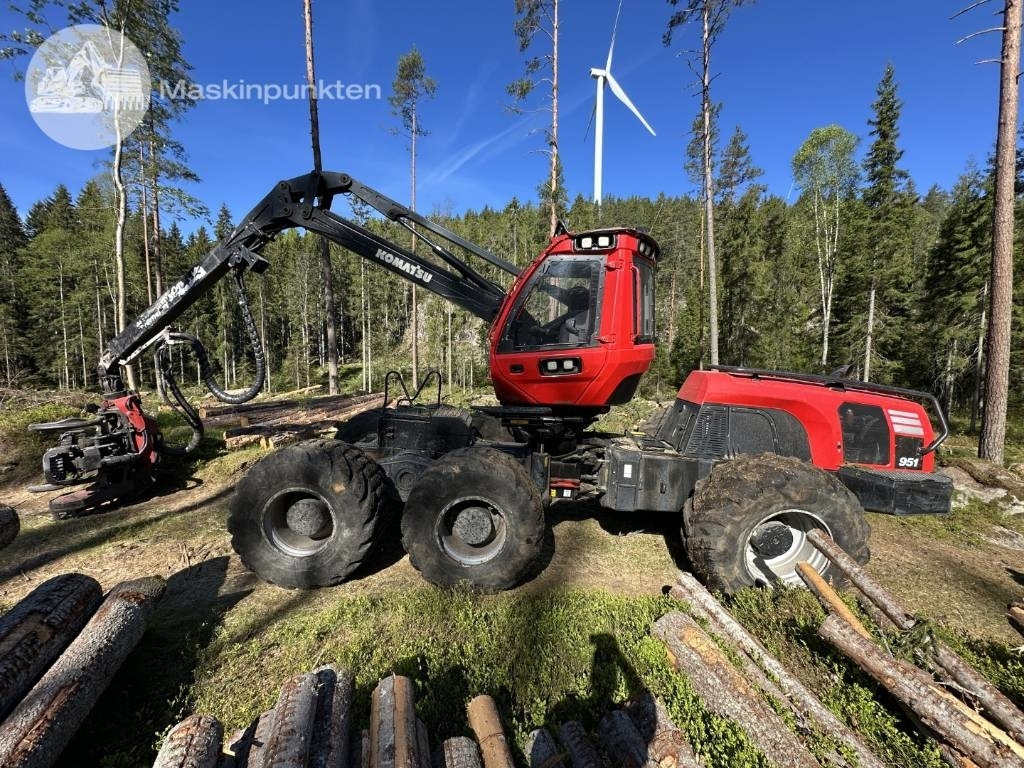 Abatteuse Komatsu 951: photos 10