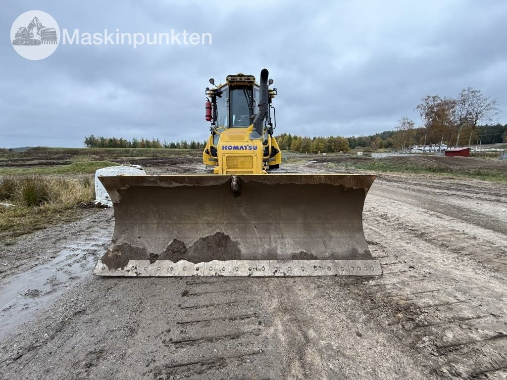 Komatsu D 51 Pxi-24EO - Bulldozer: photos 2 Komatsu D 51 Pxi-24EO - Bulldozer: photos 2