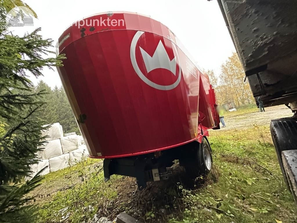 Kverneland Siloking TrailedLine Duo 2218-20 - Mélangeuse: photos 4 Kverneland Siloking TrailedLine Duo 2218-20 - Mélangeuse: photos 4