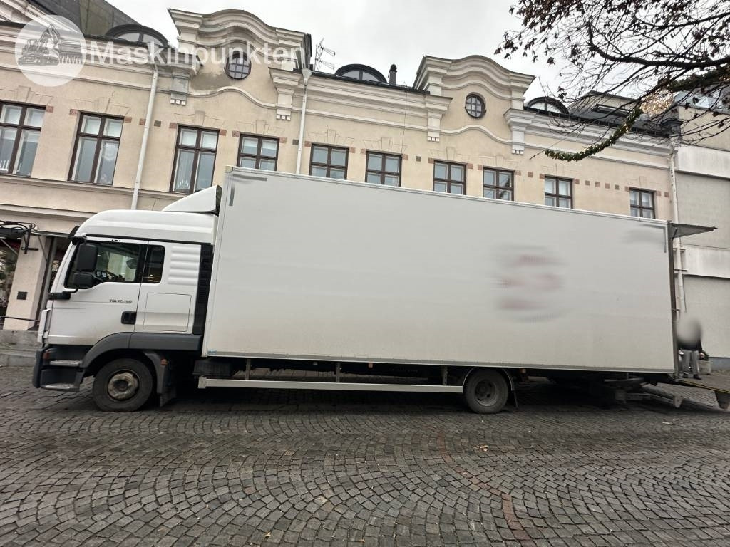 MAN TGL 12.190 en crédit-bail MAN TGL 12.190: photos 8 MAN TGL 12.190 en crédit-bail MAN TGL 12.190: photos 8