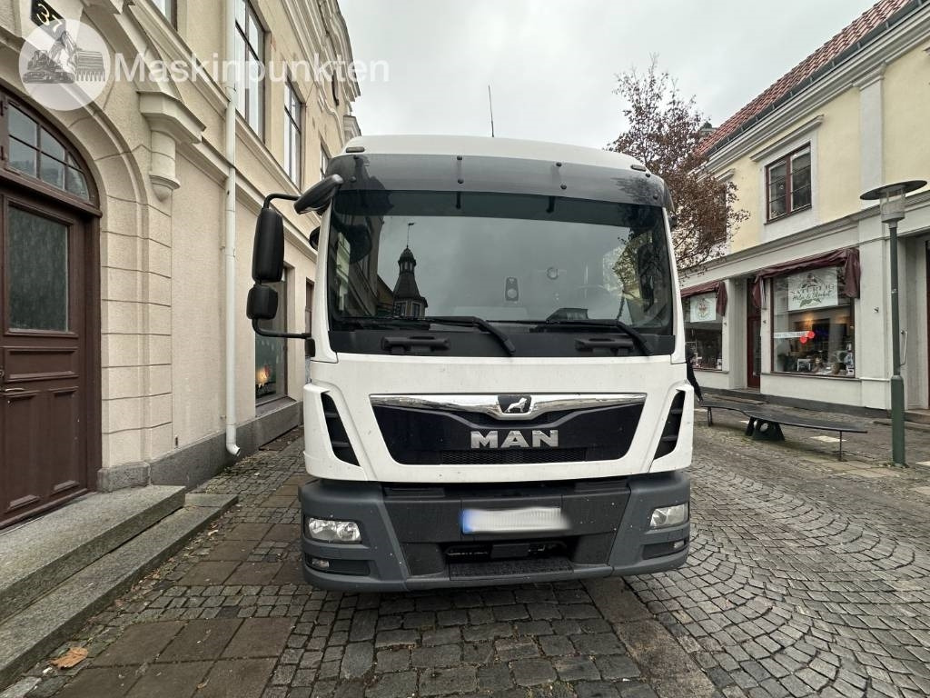 MAN TGL 12.190 - Camion fourgon: photos 2 MAN TGL 12.190 - Camion fourgon: photos 2