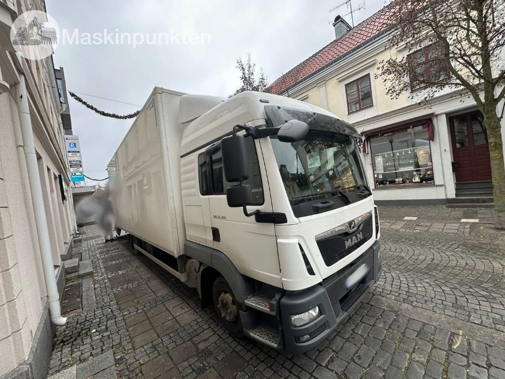 MAN TGL 12.190 - Camion fourgon: photos 3 MAN TGL 12.190 - Camion fourgon: photos 3