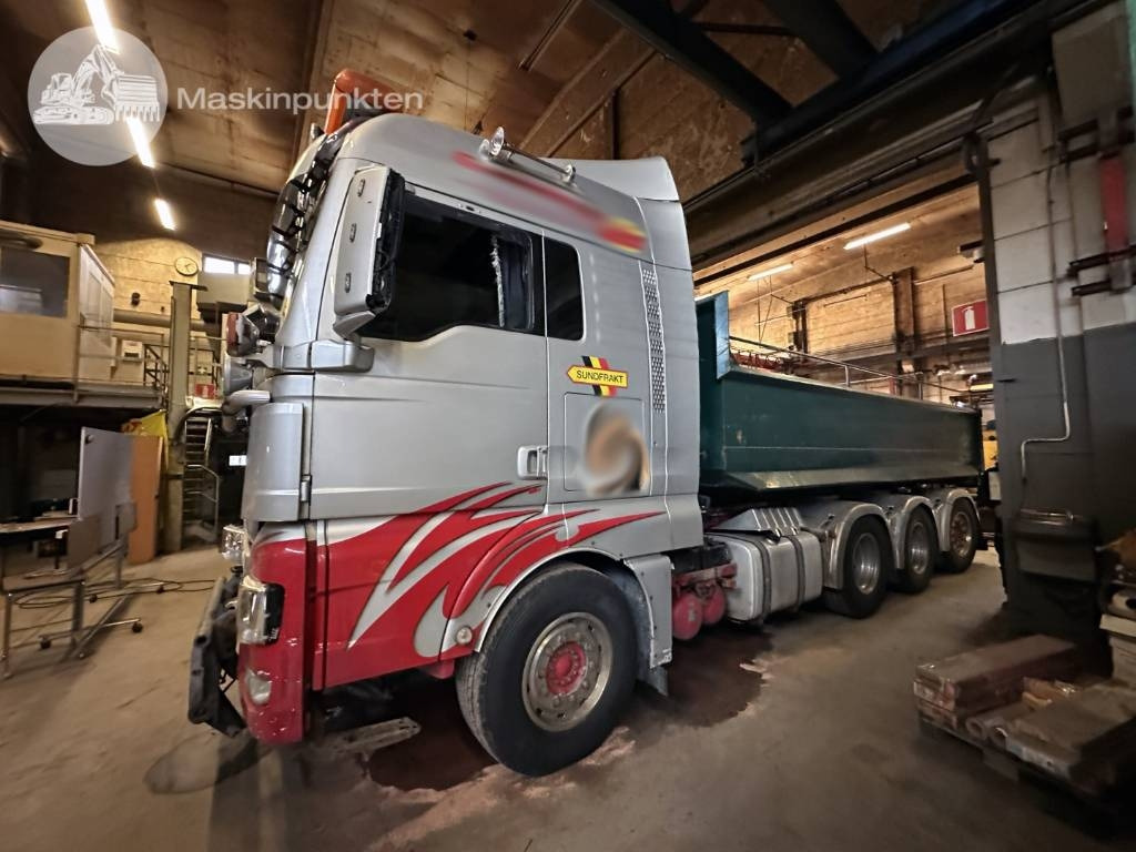 MAN TGX 35.540 - Camion ampliroll: photos 1 MAN TGX 35.540 - Camion ampliroll: photos 1