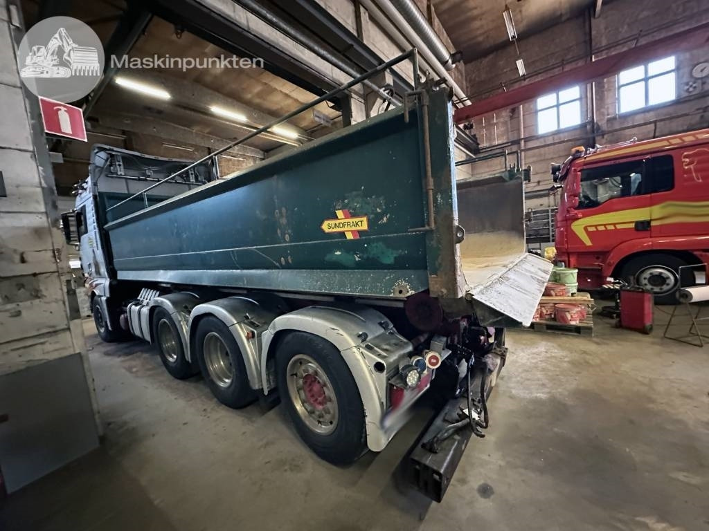 MAN TGX 35.540 - Camion ampliroll: photos 5 MAN TGX 35.540 - Camion ampliroll: photos 5