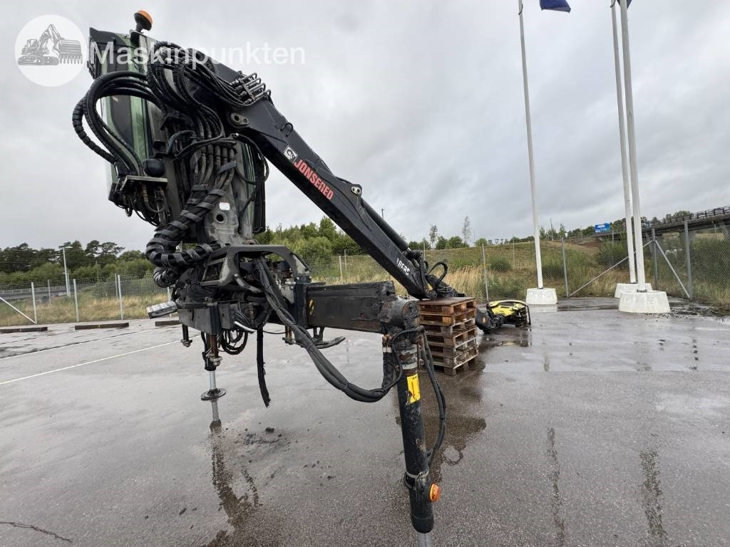 Jonsered J 1088 S - Matériel forestier: photos 2 Jonsered J 1088 S - Matériel forestier: photos 2