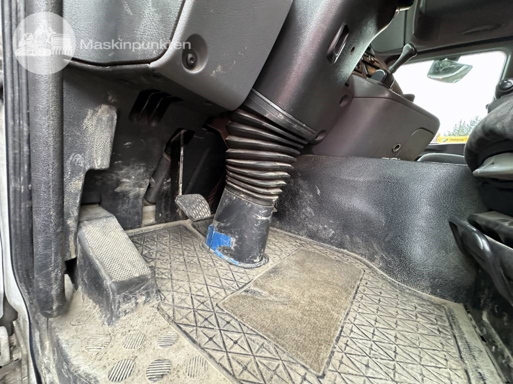 Camion malaxeur Mercedes-Benz 2651 L 8X4 Junjin jxzr42-5.16hp: photos 14 Camion malaxeur Mercedes-Benz 2651 L 8X4 Junjin jxzr42-5.16hp: photos 14