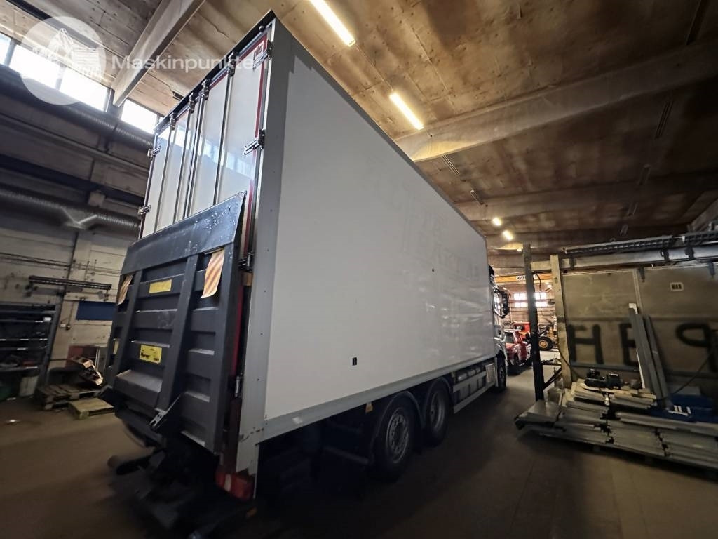 Mercedes-Benz Actros 2545  - Camion fourgon: photos 4 Mercedes-Benz Actros 2545  - Camion fourgon: photos 4