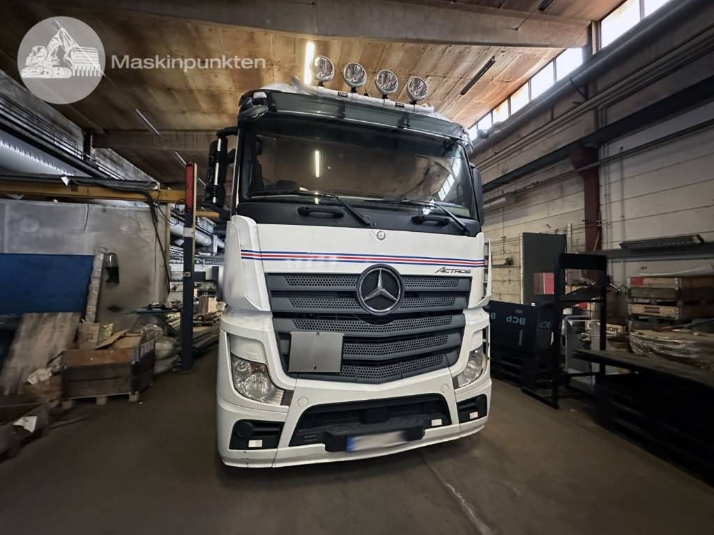 Mercedes-Benz Actros 2545  - Camion fourgon: photos 2 Mercedes-Benz Actros 2545  - Camion fourgon: photos 2