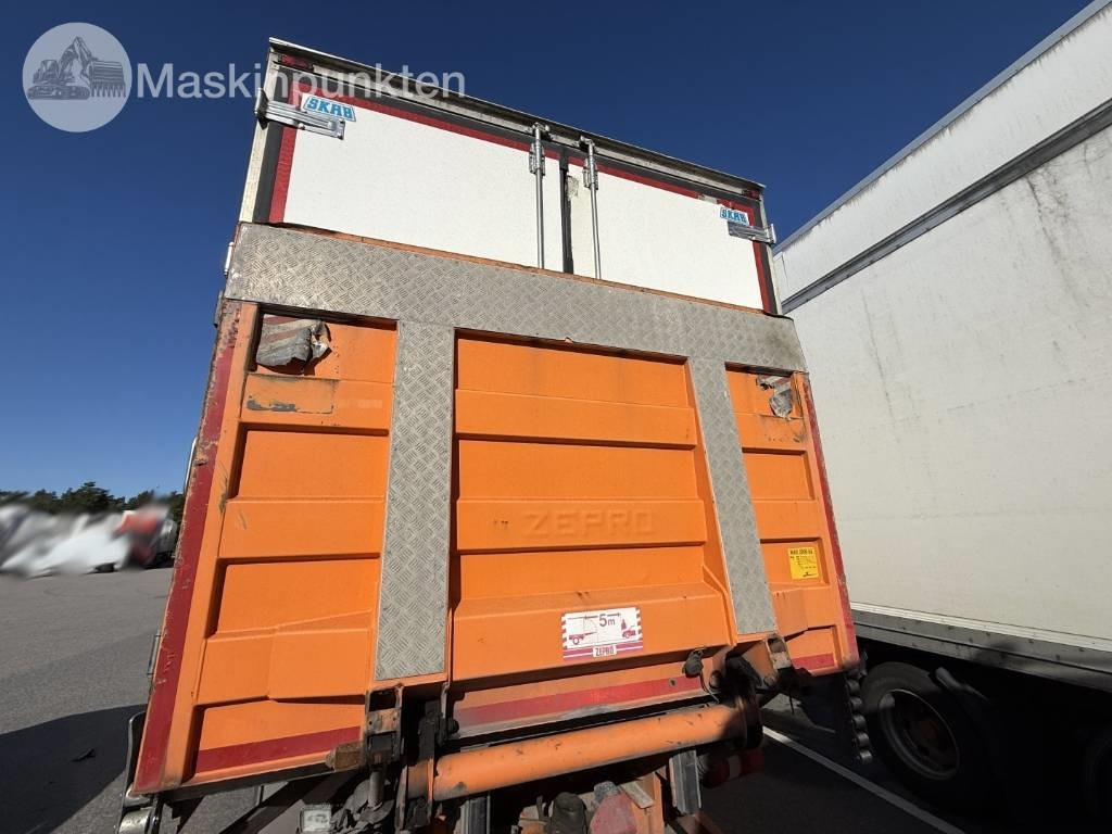 Camion frigorifique Mercedes-Benz Actros 2551: photos 29