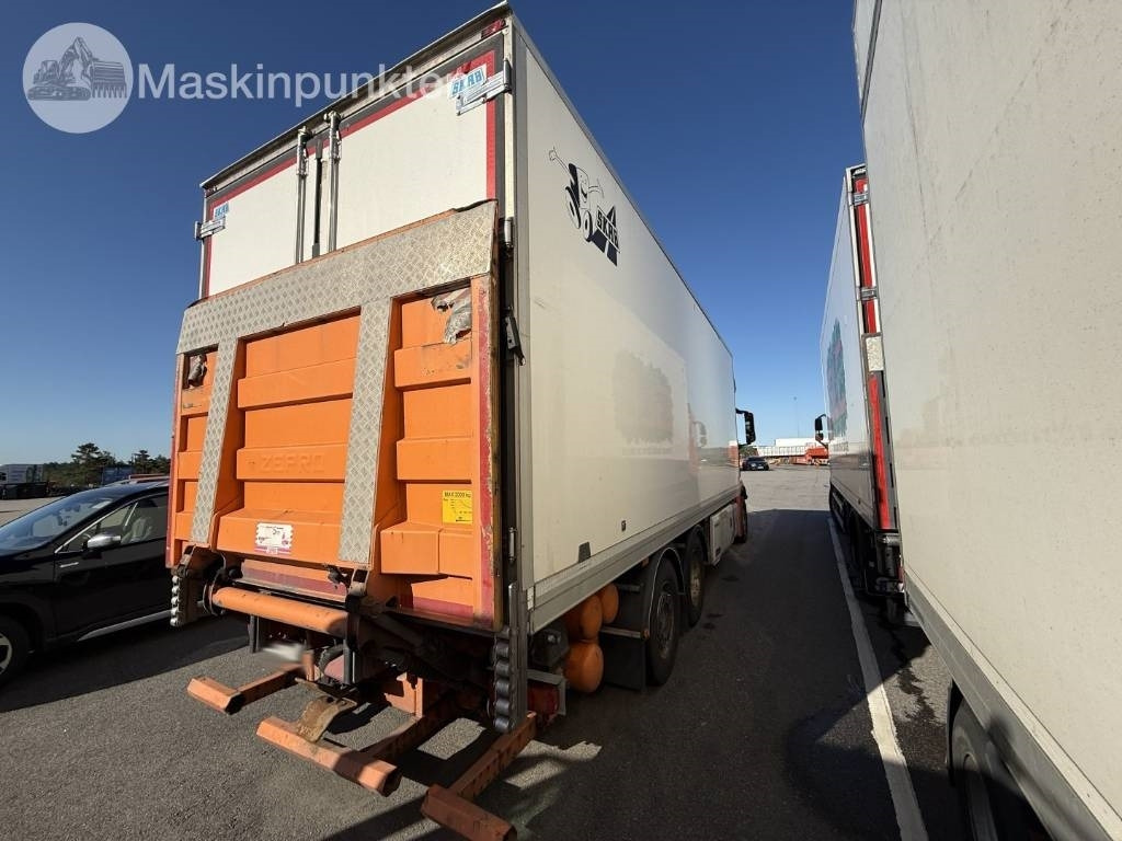 Mercedes-Benz Actros 2551 - Camion frigorifique: photos 4 Mercedes-Benz Actros 2551 - Camion frigorifique: photos 4