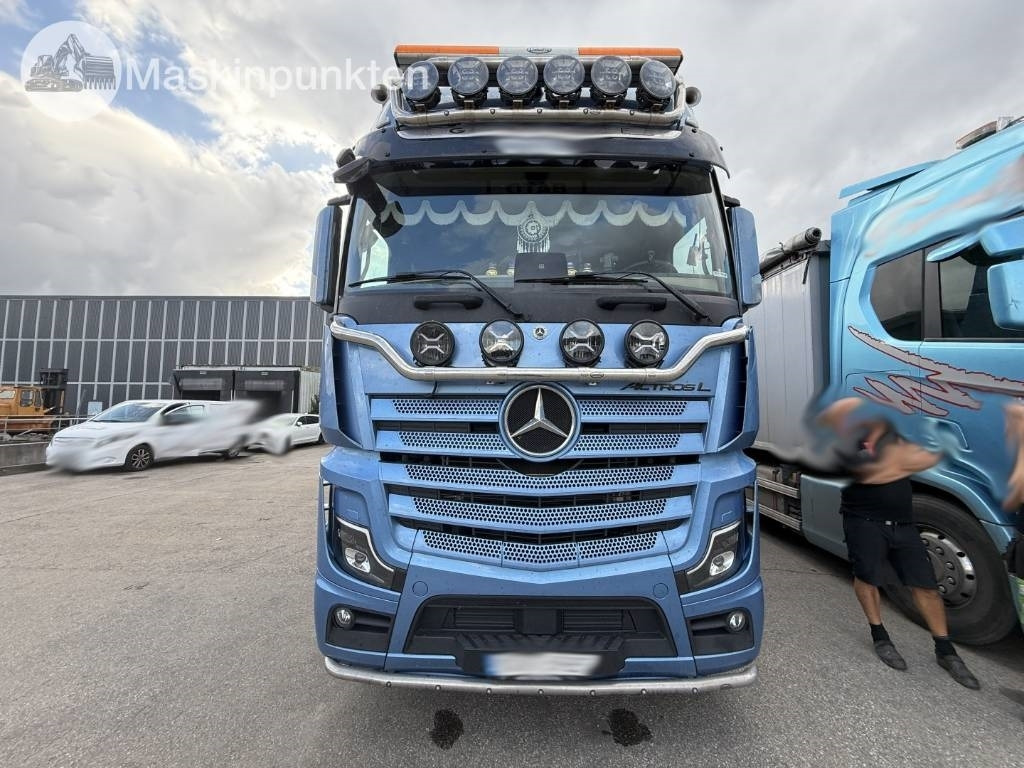 Mercedes-Benz Actros 2853 L - Camion benne: photos 2 Mercedes-Benz Actros 2853 L - Camion benne: photos 2