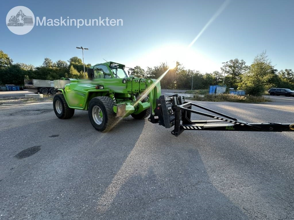 Merlo P 40.17 Plus - Chariot télescopique: photos 3 Merlo P 40.17 Plus - Chariot télescopique: photos 3