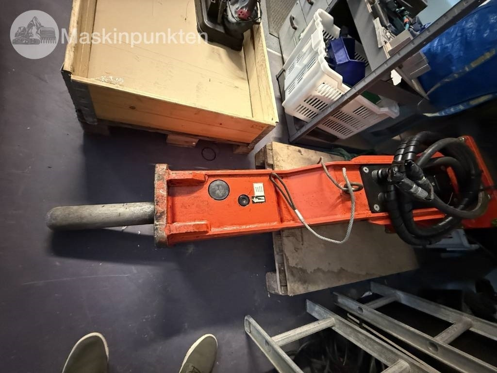 Rammer R 10 P - Marteau hydraulique pour Engins de chantier: photos 1 Rammer R 10 P - Marteau hydraulique pour Engins de chantier: photos 1