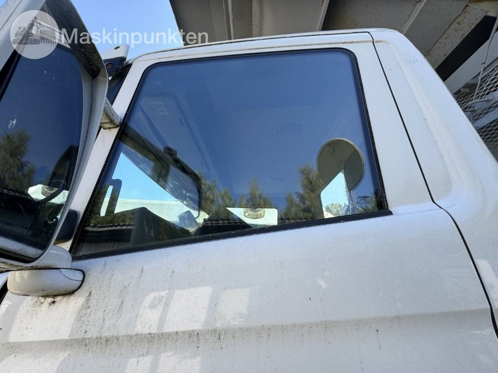 Benne à ordures ménagères Scania P 420 GB: photos 31 Benne à ordures ménagères Scania P 420 GB: photos 31