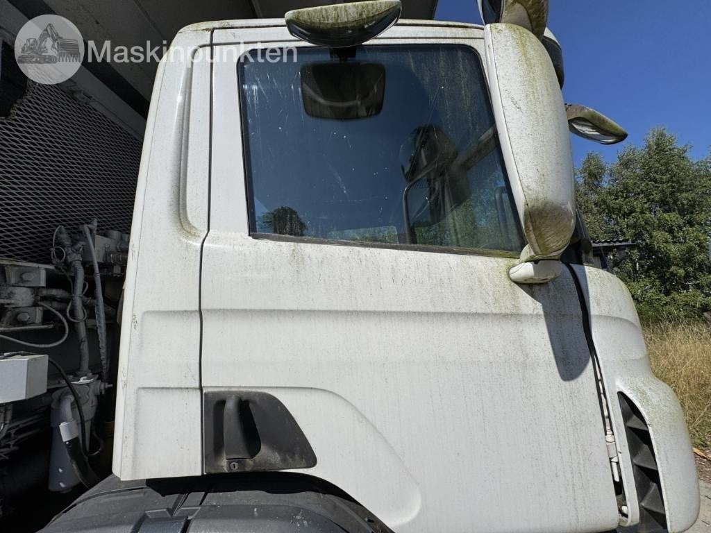 Benne à ordures ménagères Scania P 420 GB: photos 29 Benne à ordures ménagères Scania P 420 GB: photos 29