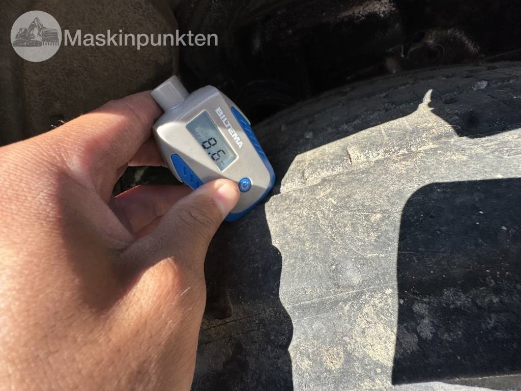 Benne à ordures ménagères Scania P 420 GB: photos 26 Benne à ordures ménagères Scania P 420 GB: photos 26