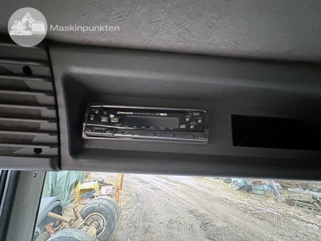 Camion fourgon Scania P 94-310: photos 23