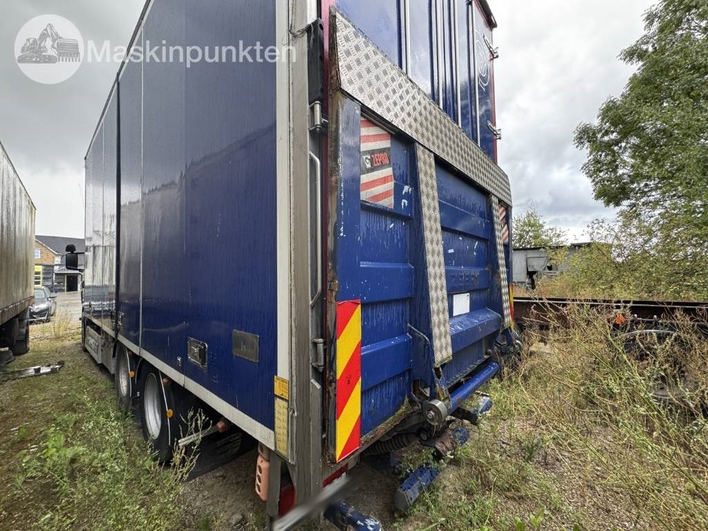 Scania R 420 LB - Camion fourgon: photos 2 Scania R 420 LB - Camion fourgon: photos 2