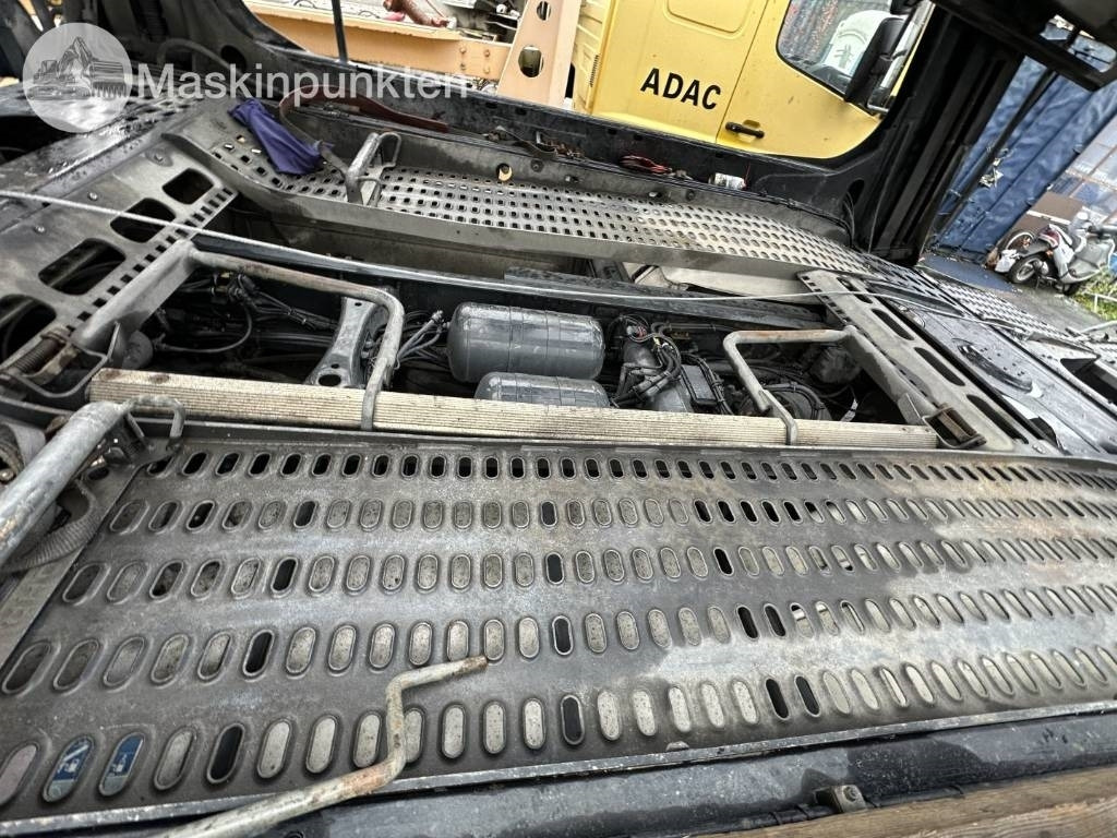 Camion porte-voitures Scania R 450 EKIPAGE: photos 40 Camion porte-voitures Scania R 450 EKIPAGE: photos 40